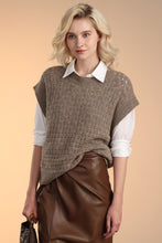 Load image into Gallery viewer, Camel Mixed Links Vest