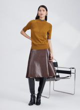 Load image into Gallery viewer, Ribbed-detail knit top