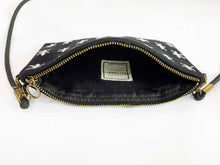 Load image into Gallery viewer, Jacquard Zippered Phone Pouch